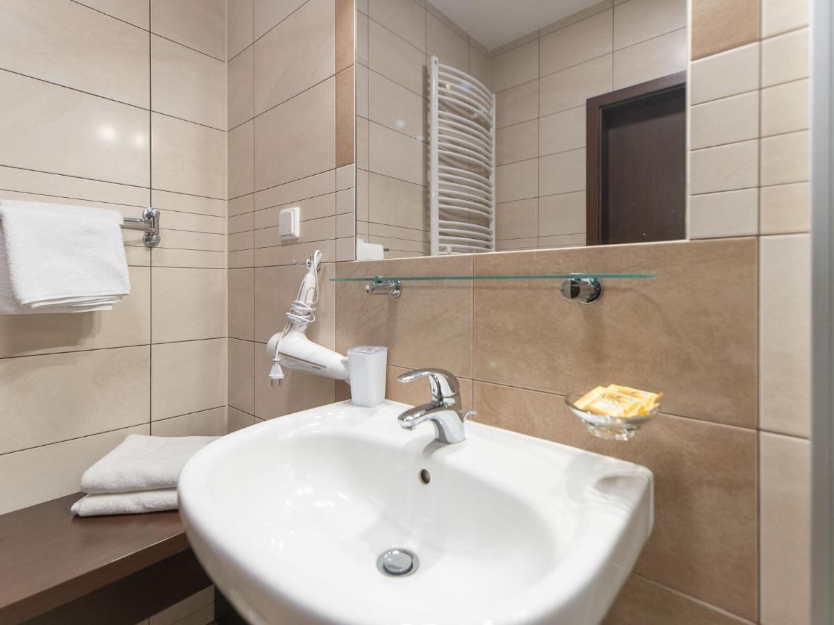 Aquabaltic Apartments Aquarius Kołobrzeg Buitenkant foto